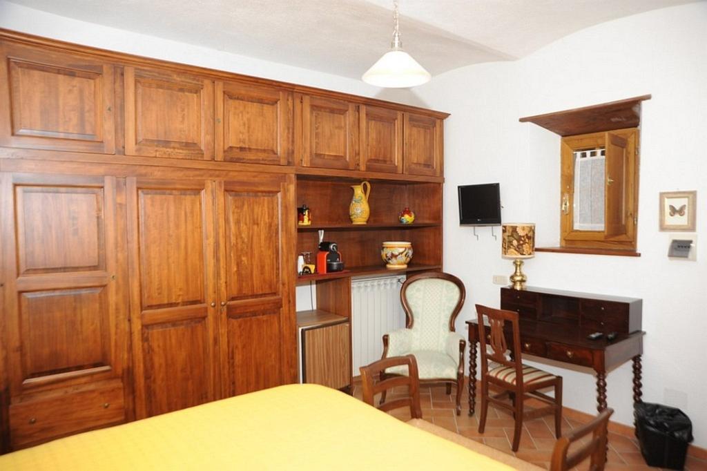 La Locanda Del Prete Arcidosso Habitación foto
